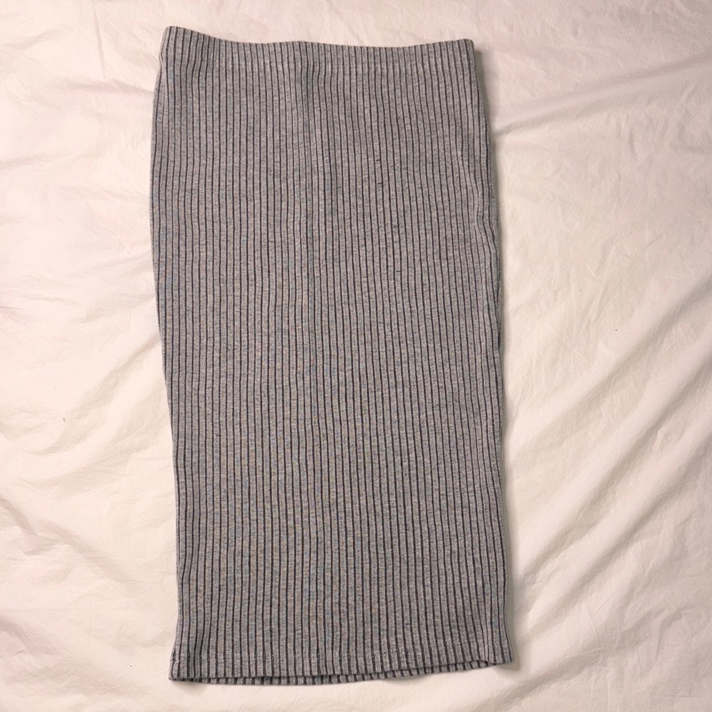 Gray Ribbed Knit Pencil Skirt